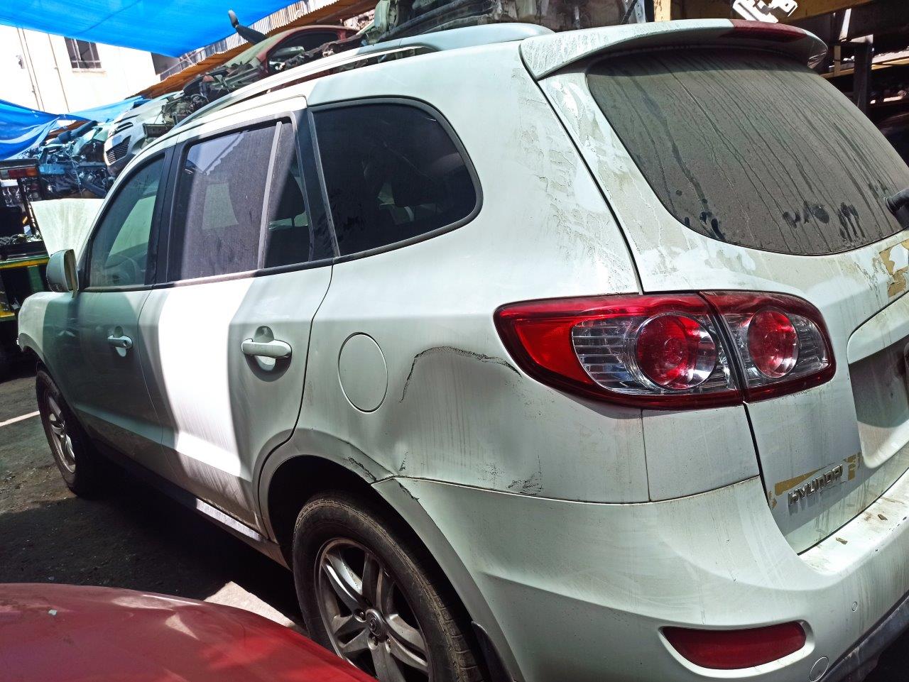  Hyundai SANTA FE 2011    EN DESARME